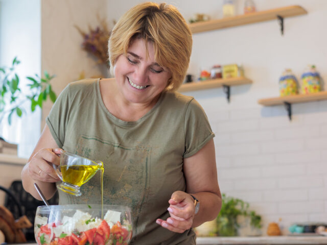 What Are the Benefits of Hormone Replacement Therapy for Women?